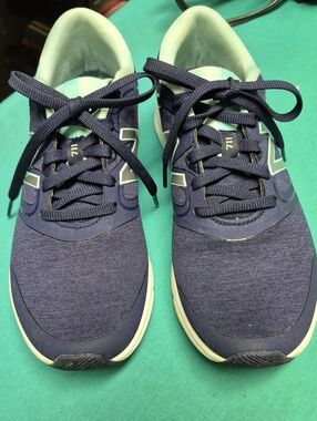 New Balance Womens Saneaker